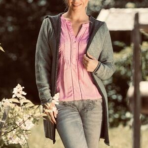 Blouse size large color pink